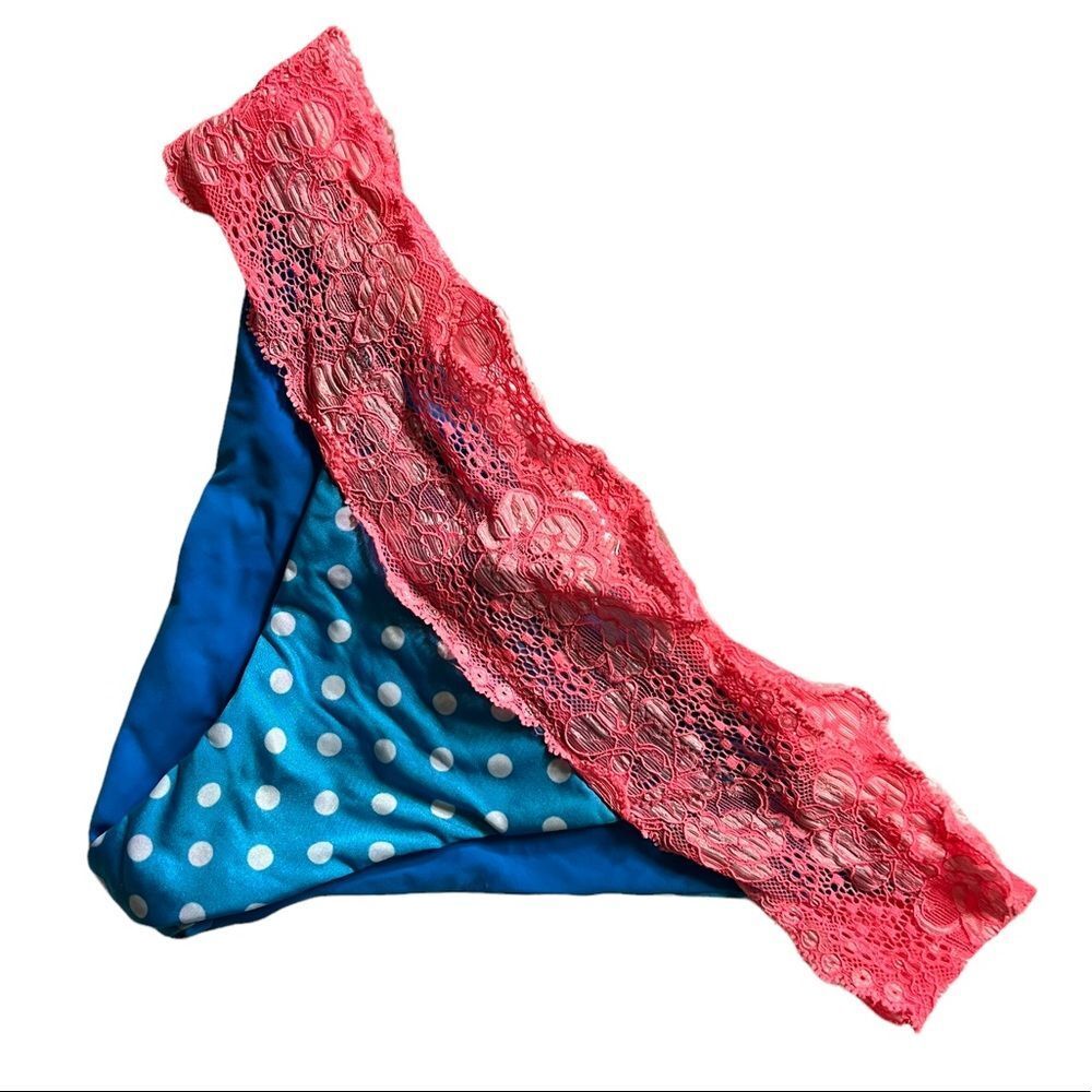 Beach Bunny Polka Dot Bikini Bottom‎